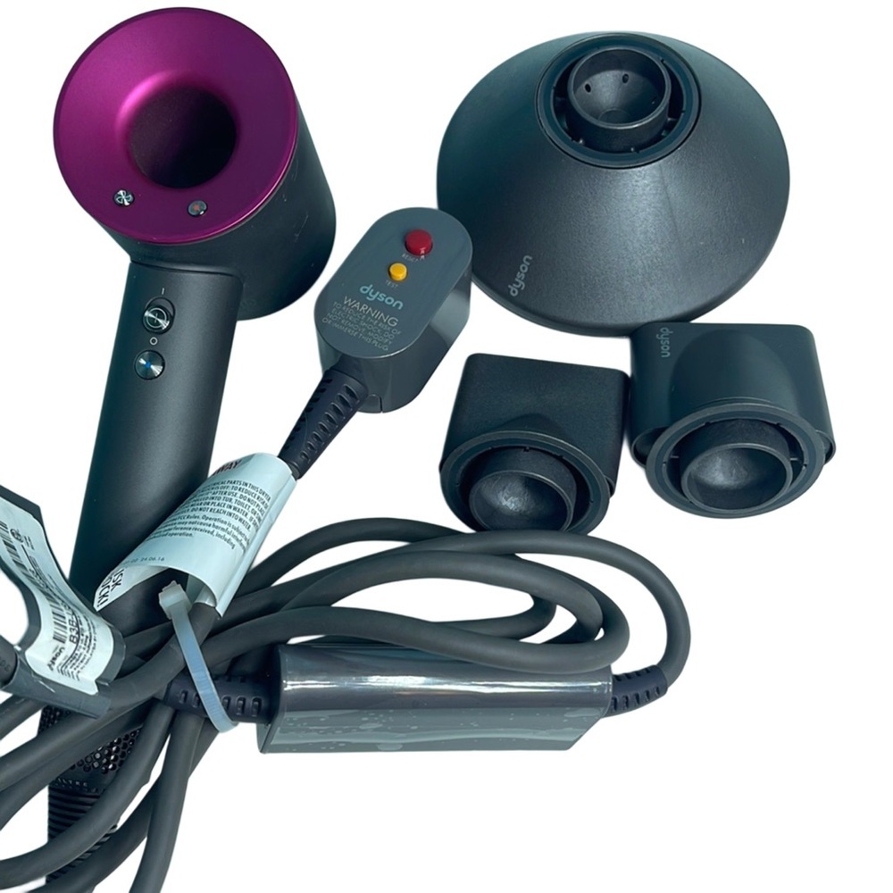 Dyson Supersonic Hair Dryer with 3 New Attachments – Only Used Once! - Picture 10 of 13
